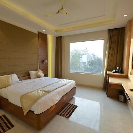 Hotel Rr 62-Jaipur City Centre Hotel מראה חיצוני תמונה