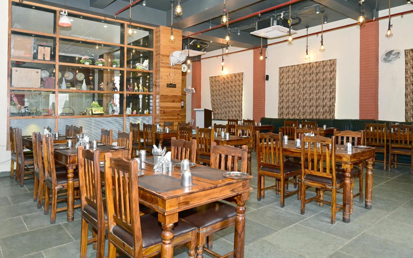 Hotel Rr 62-Jaipur City Centre Hotel מראה חיצוני תמונה