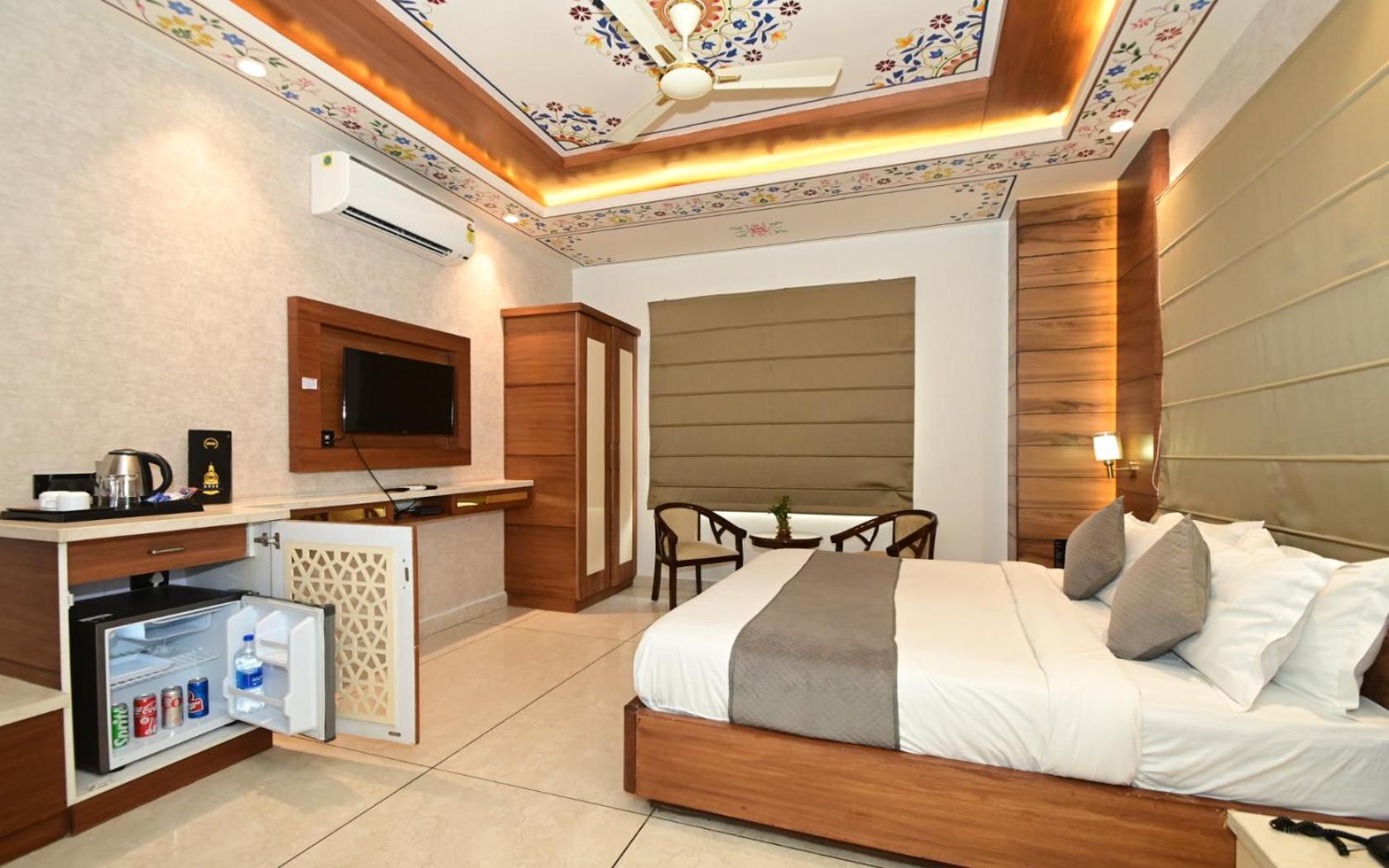 Hotel Rr 62-Jaipur City Centre Hotel מראה חיצוני תמונה