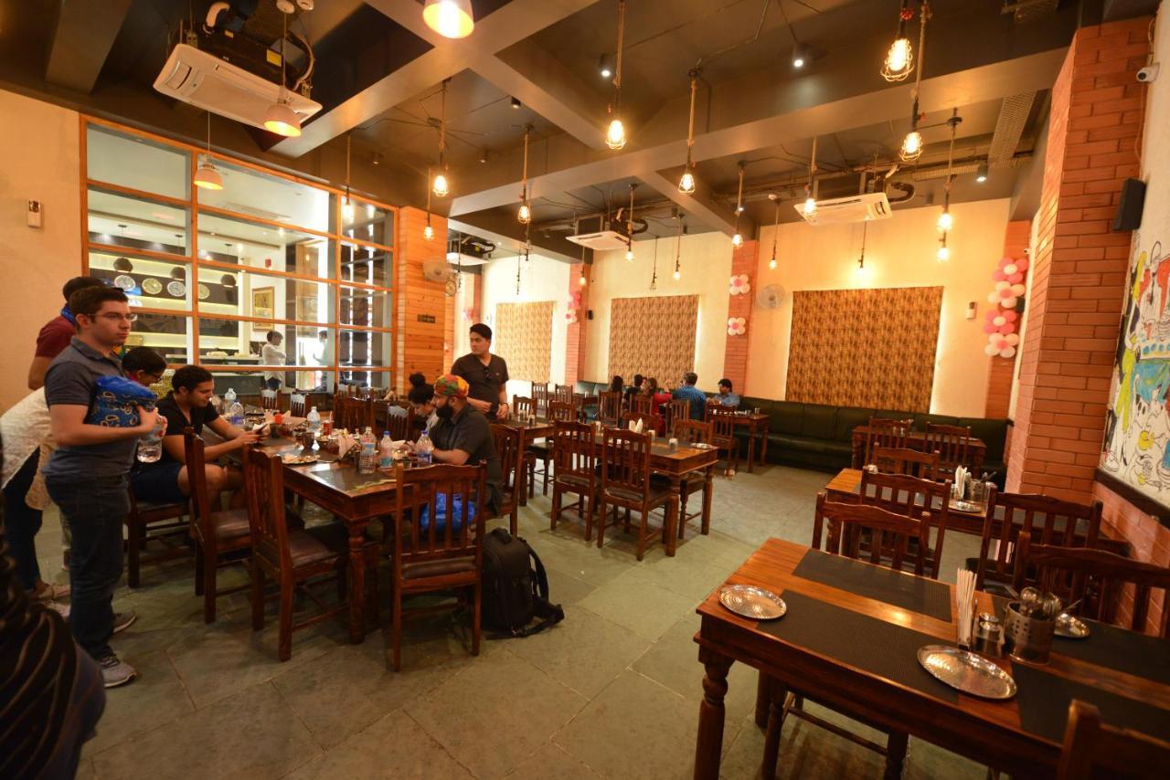 Hotel Rr 62-Jaipur City Centre Hotel מראה חיצוני תמונה