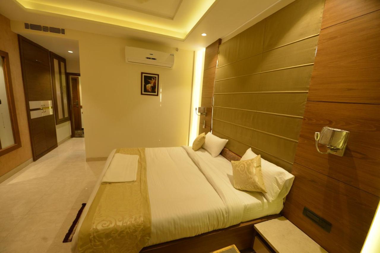 Hotel Rr 62-Jaipur City Centre Hotel מראה חיצוני תמונה